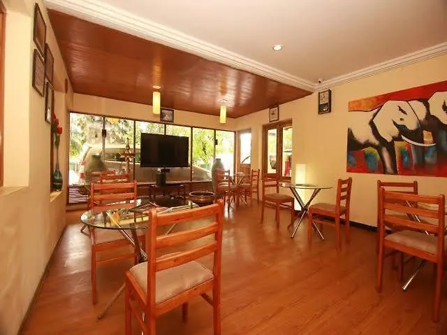 Hotel Sn-1